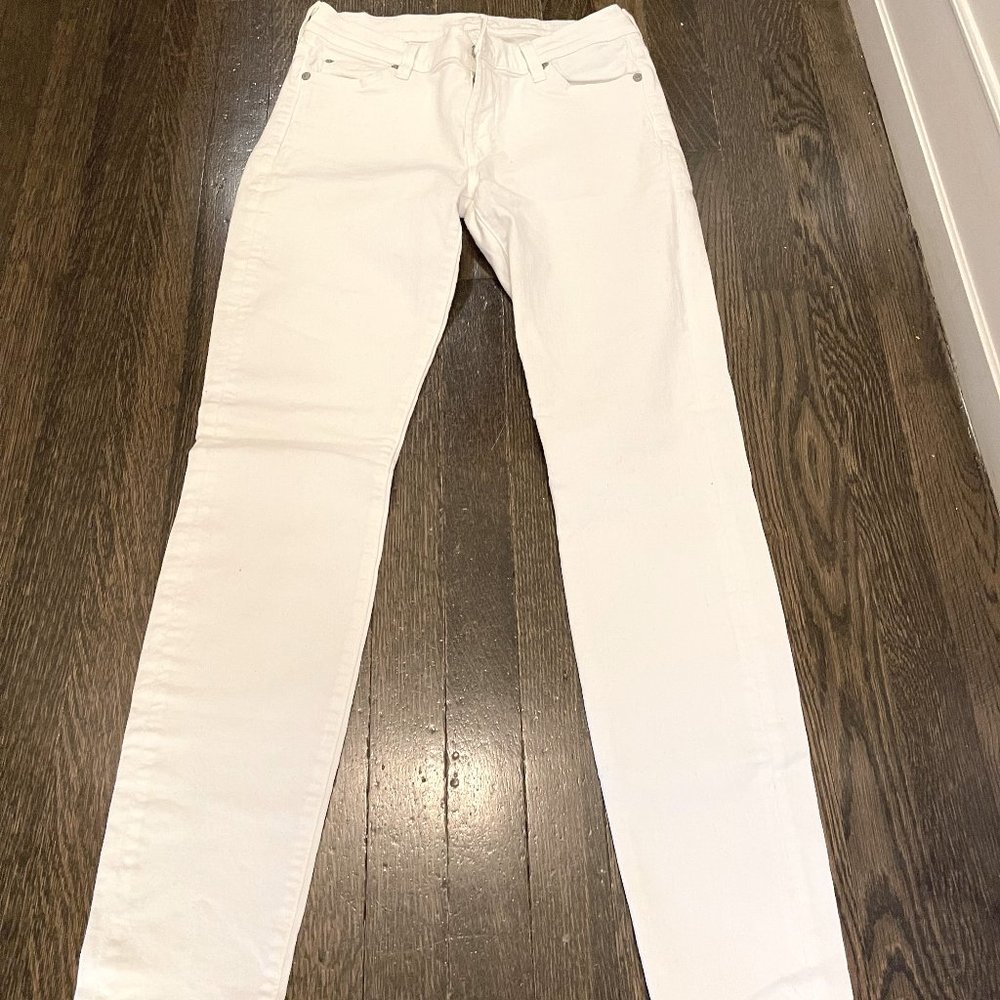 7 For All Mankind "The Skinny" White Jeans. Sz29